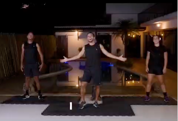 Aula de Home HIIT com 3 níveis simultâneos
